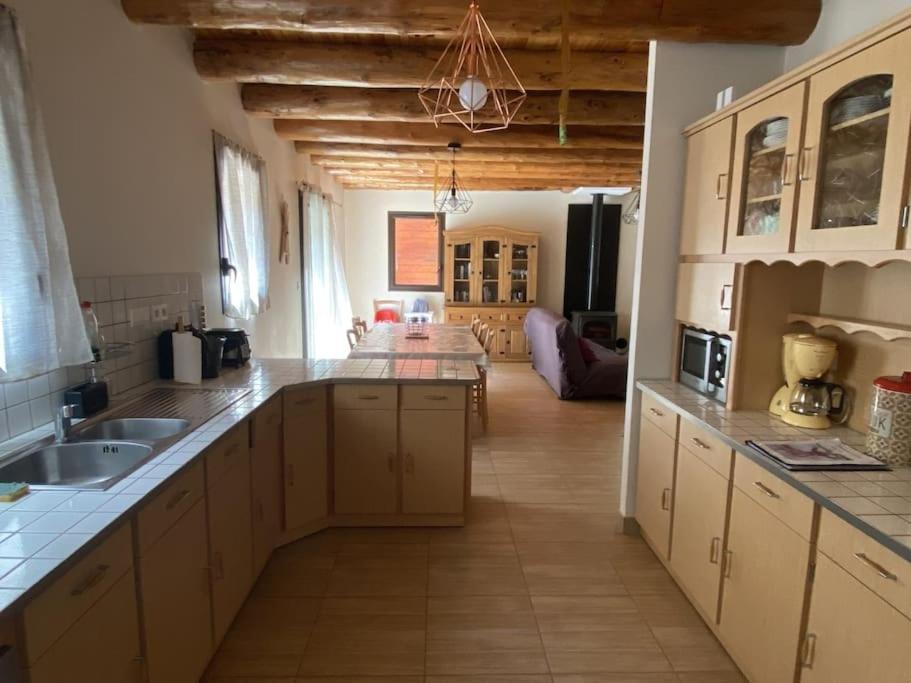 ארניואה Chalet Accueillant Tout Confort מראה חיצוני תמונה